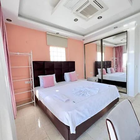 וילה Luxury 7-bed With Pool And Jacuzzi Fethiye אולודניץ