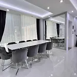 Vila Luxury 7-bed With Pool And Jacuzzi Fethiye *