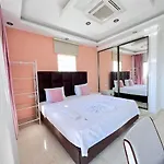 Vila Luxury 7-bed With Pool And Jacuzzi Fethiye Oludeniz
