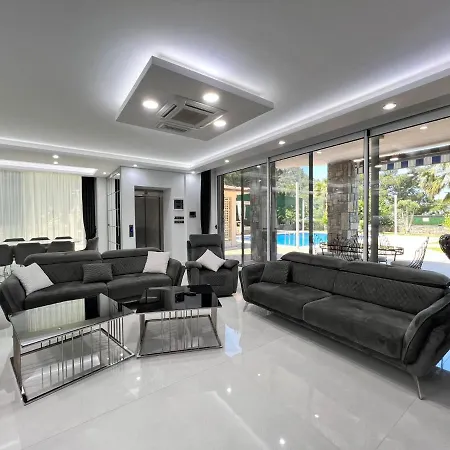 Luxury 7-bed With Pool And Jacuzzi Fethiye Вилла *