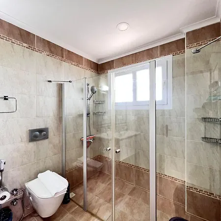 Luxury 7-bed With Pool And Jacuzzi Fethiye