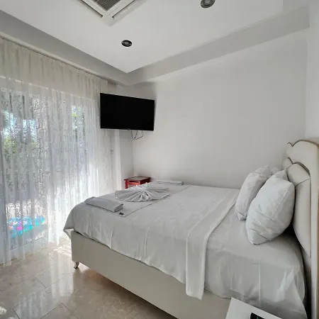 Luxury 7-bed With Pool And Jacuzzi Fethiye וילה *