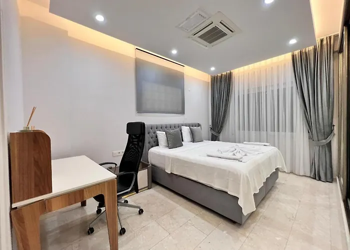 Luxury 7-bed With Pool And Jacuzzi Fethiye אולודניץ